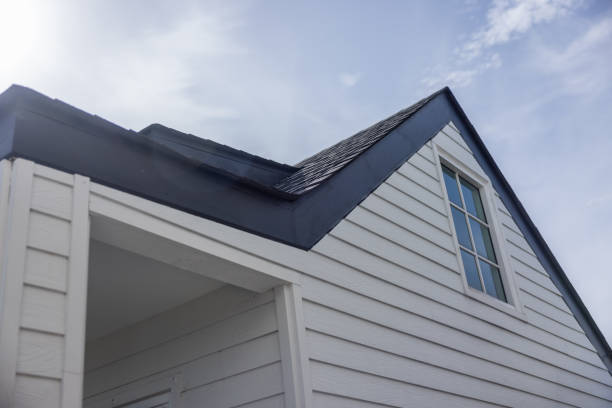 Affordable siding repair and maintenance services in Oceanside, CA